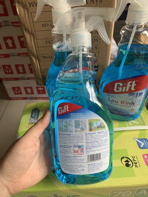 Nước lau kính Gift 580ml hương sắc biển