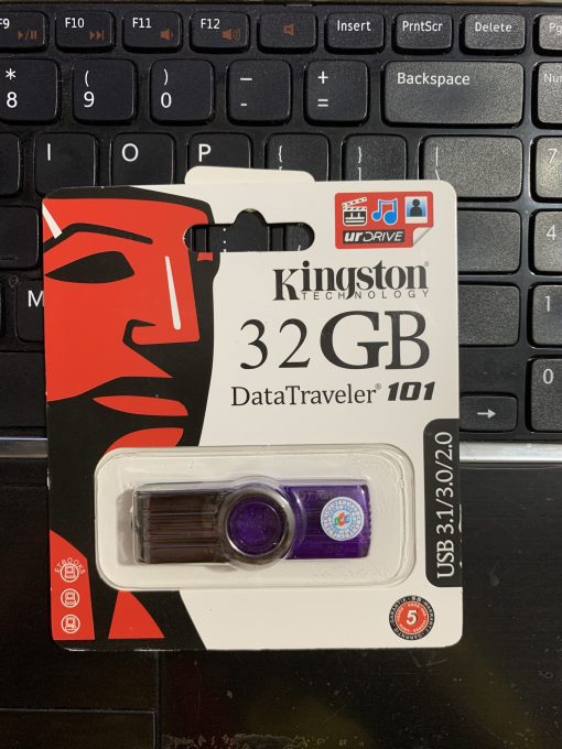 USB kingston 32GB