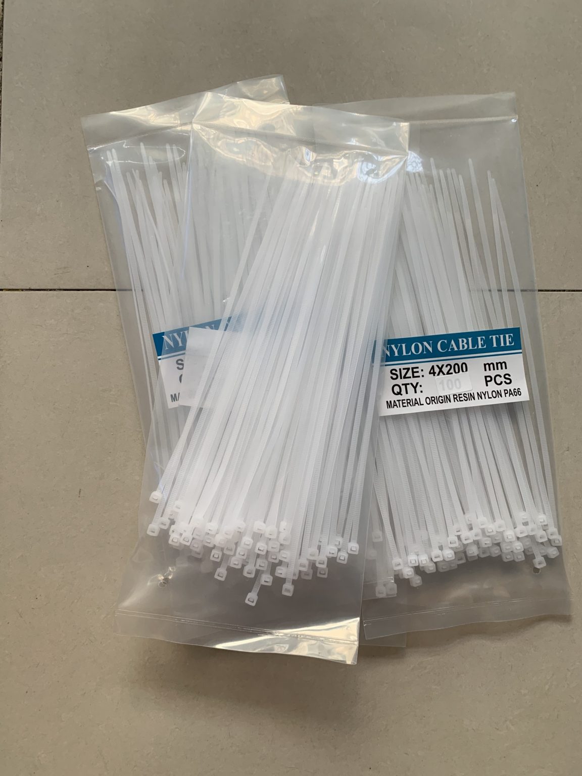 Dây Rút Nhựa / Dây Thít Nhựa size 4x200 mm (75 sợi / bịch) - Văn Phòng ...